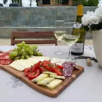 Le Chirol Frühstückspension 4*