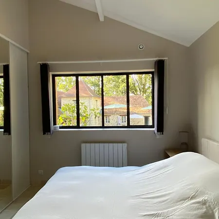 Le Chirol 4* Lamonzie-Montastruc