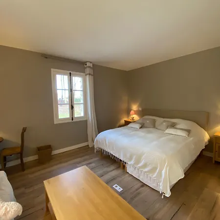 Le Chirol Bed & Breakfast 4*