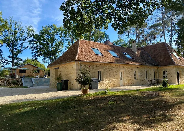 Le Chirol 4* Lamonzie-Montastruc