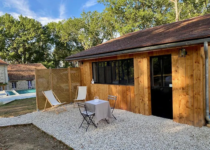 Le Chirol 住宿加早餐酒店