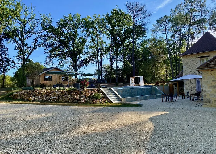 Le Chirol 4* Lamonzie-Montastruc