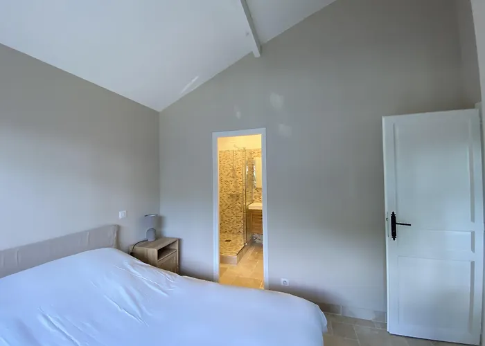 Le Chirol 住宿加早餐酒店 4*